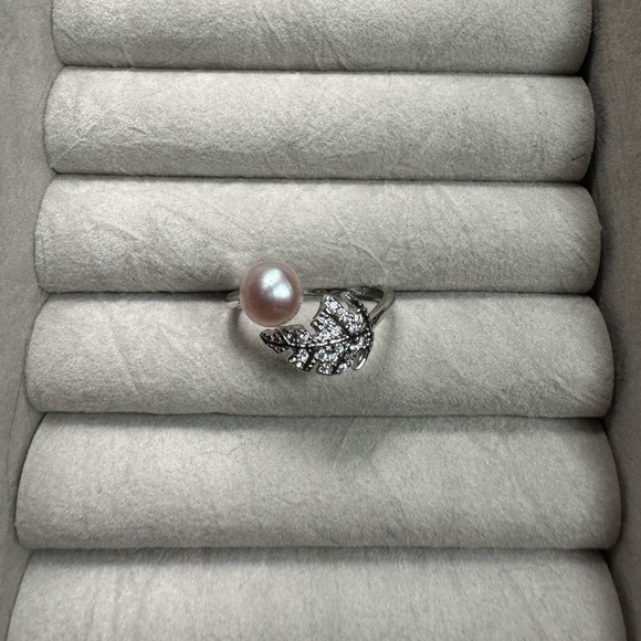 Genuine pearl ring - Picture 2 of 2